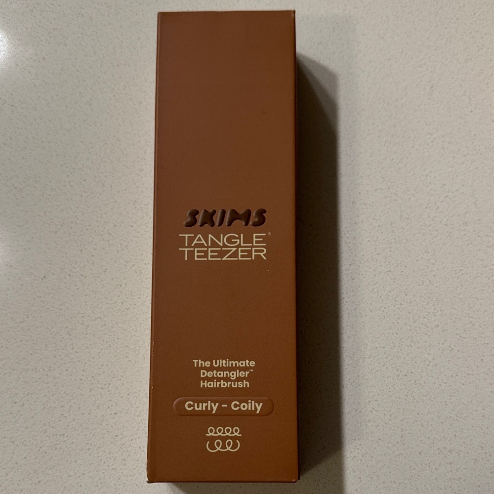 SKIMS Brown Tangle Teezer Hairbrush Sienna